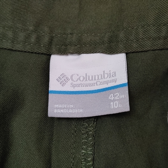 Columbia Cargo Shorts - Picture 4 of 9